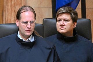 Dva proti: Ústavní soudci Wintr a Řepková odmítli vyslat Pavla do Ankary. Podívejte se, proč